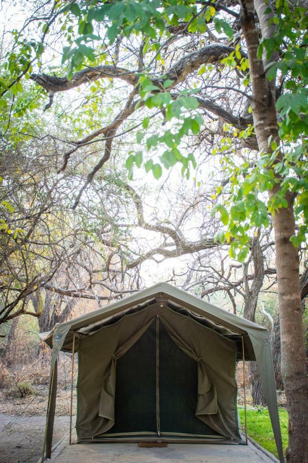 Sitatunga Campsite Маун Екстериор снимка